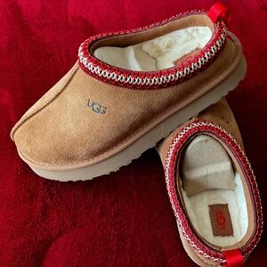 Big Kids Ugg Tazz Chestnut Size 5K
